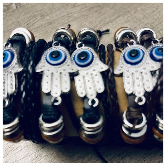 Hand Hamsa Cuff Bracelet - Picture 6 of 6